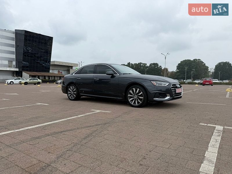 Седан Audi A4 2020 в Житомире