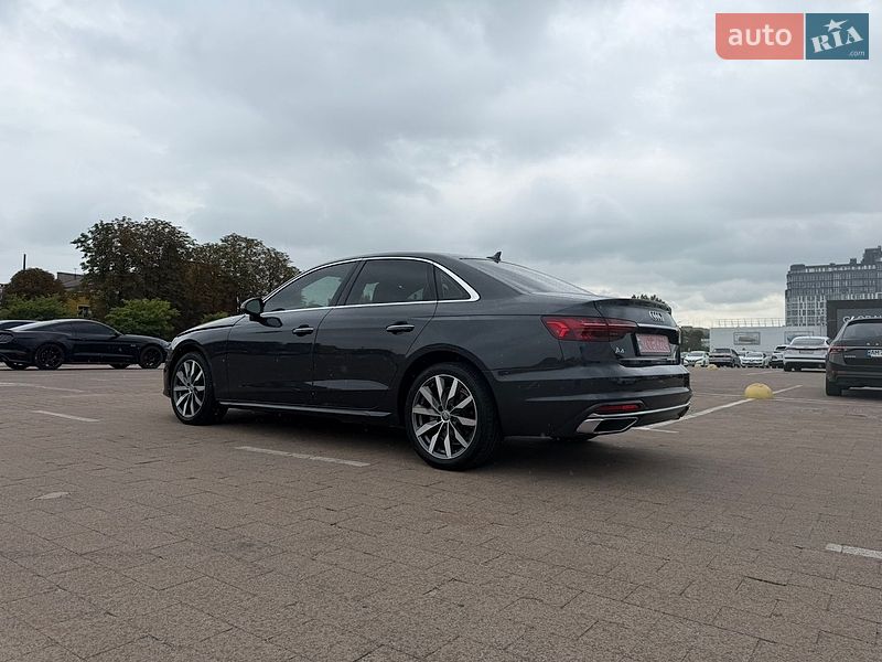 Седан Audi A4 2020 в Житомире