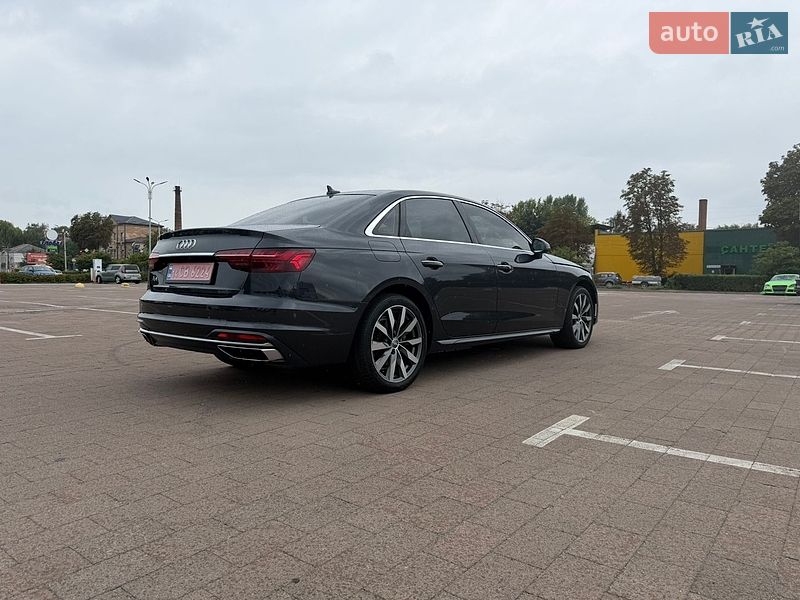 Седан Audi A4 2020 в Житомире