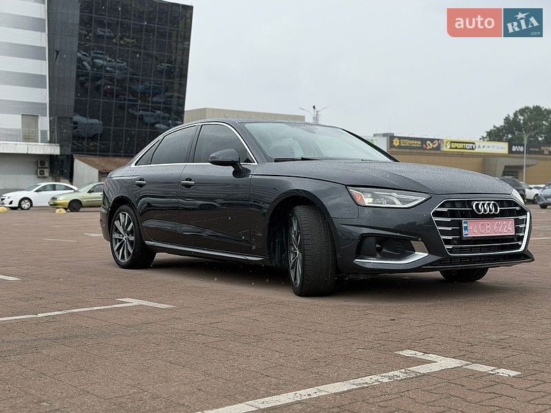 Седан Audi A4 2020 в Житомире