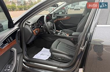 Седан Audi A4 2020 в Житомире