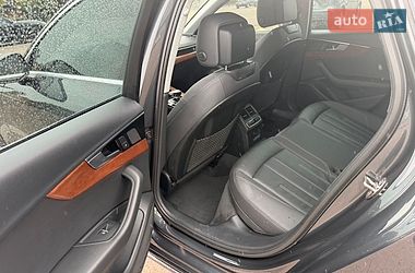 Седан Audi A4 2020 в Житомире