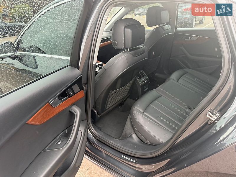 Седан Audi A4 2020 в Житомире