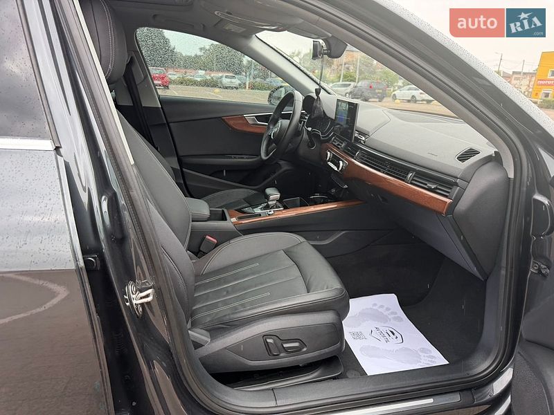 Седан Audi A4 2020 в Житомире