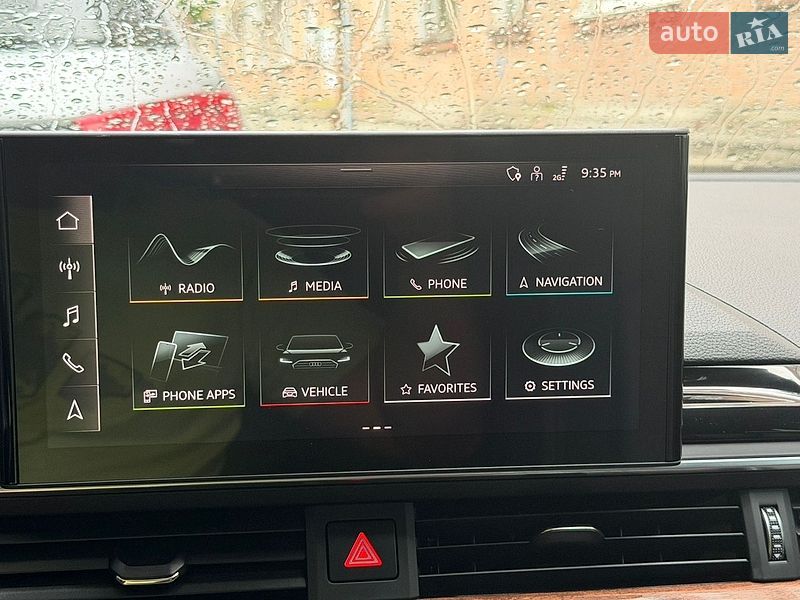 Седан Audi A4 2020 в Житомире