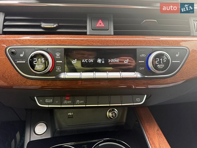 Седан Audi A4 2020 в Житомире