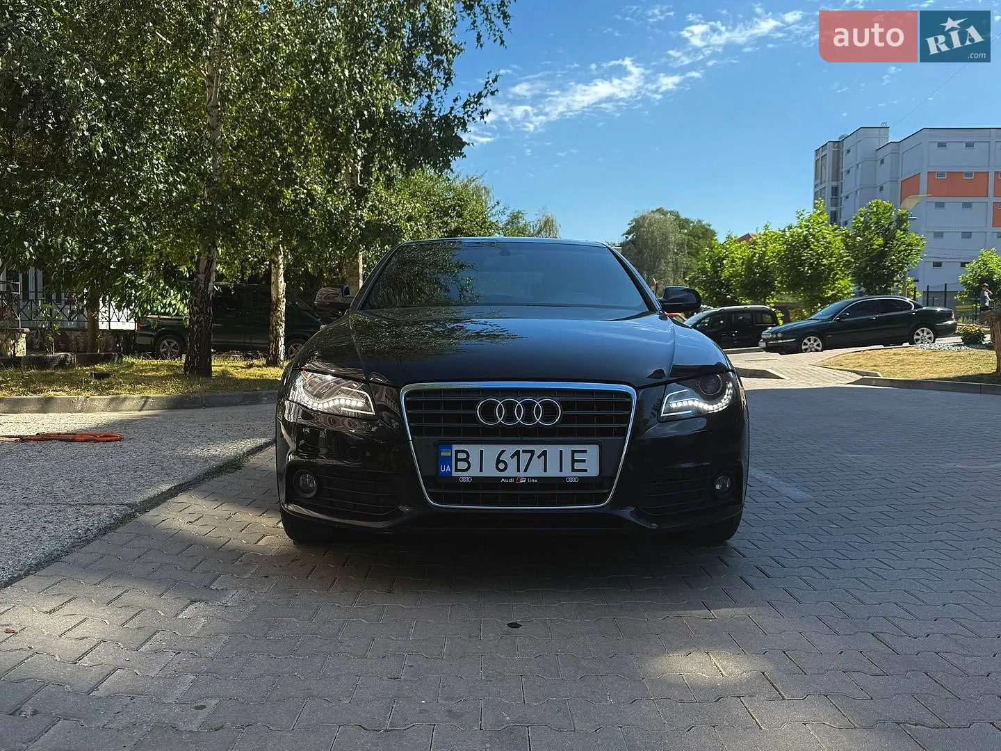 2010 Audi A4 - мініатюра 2