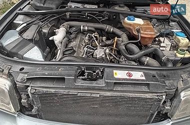 Седан Audi A4 1996 в Львові