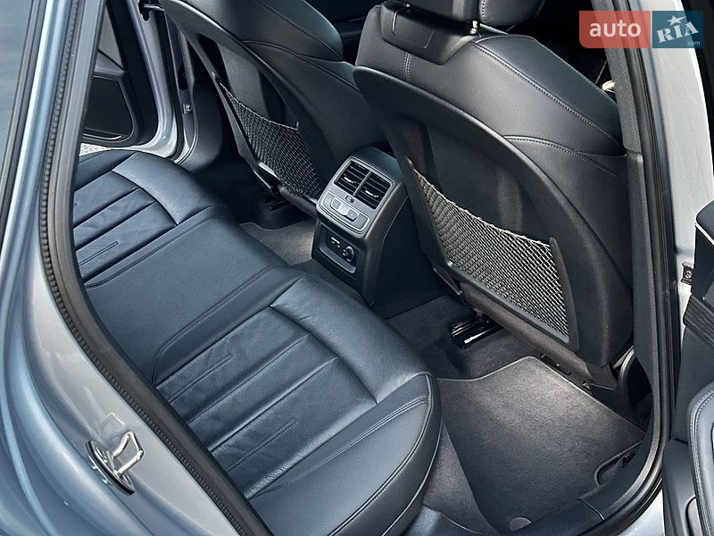 Седан Audi A4 2018 в Киеве