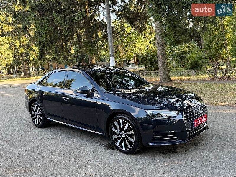 Седан Audi A4 2017 в Умані