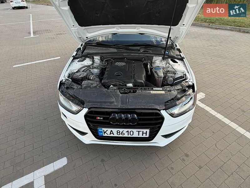 Седан Audi A4 2015 в Борисполі