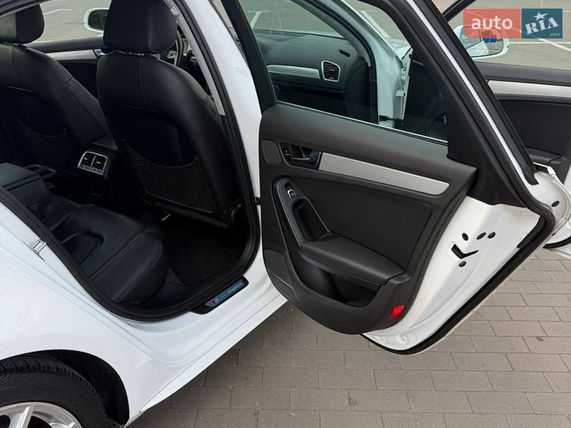 Седан Audi A4 2015 в Борисполі