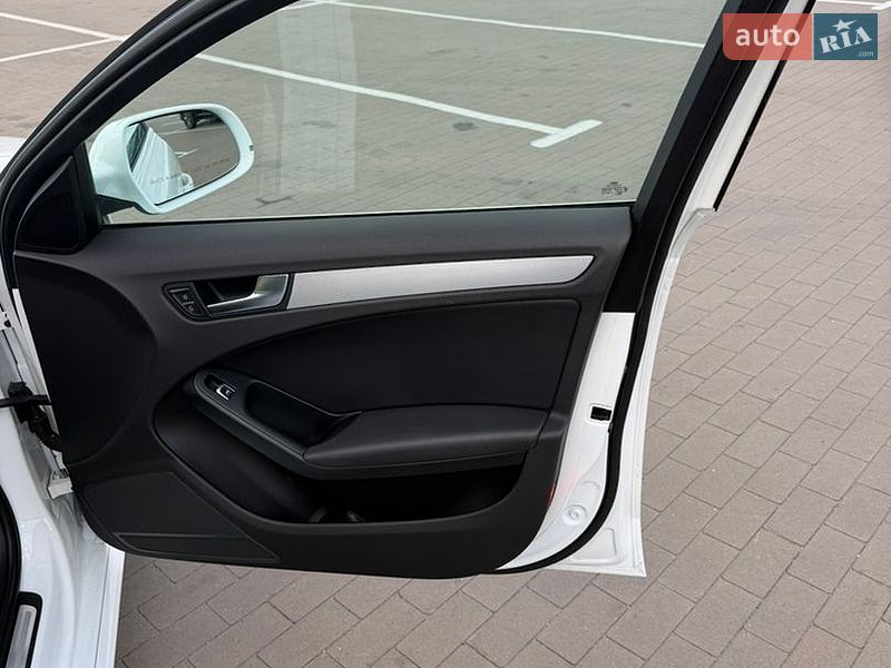 Седан Audi A4 2015 в Борисполі