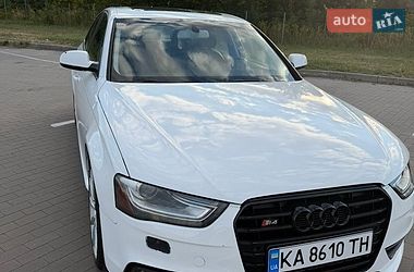 Седан Audi A4 2015 в Борисполі