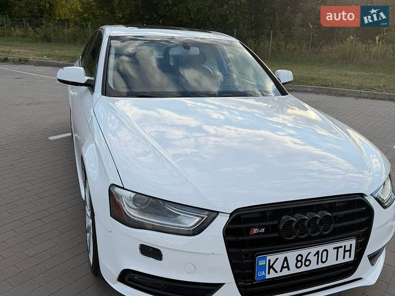 Седан Audi A4 2015 в Борисполі