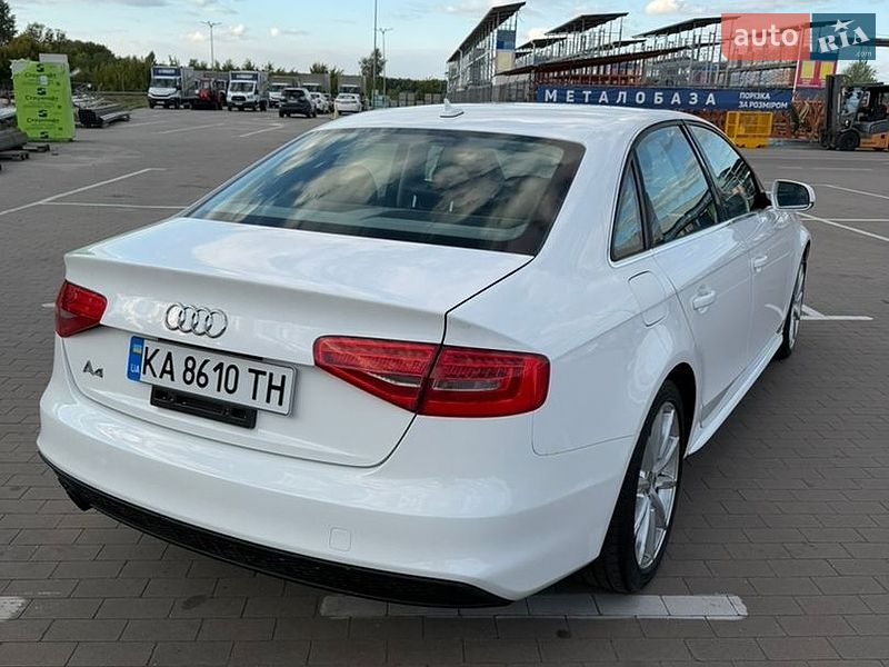 Седан Audi A4 2015 в Борисполі