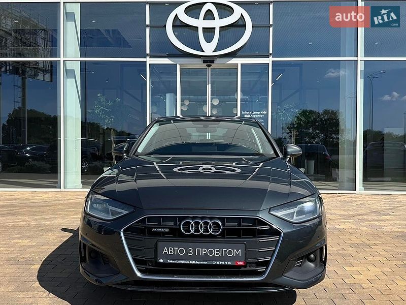Седан Audi A4 2021 в Києві