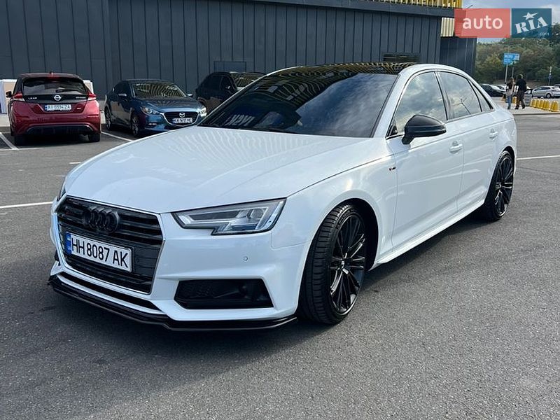 Седан Audi A4 2016 в Киеве