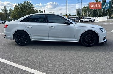 Седан Audi A4 2016 в Киеве