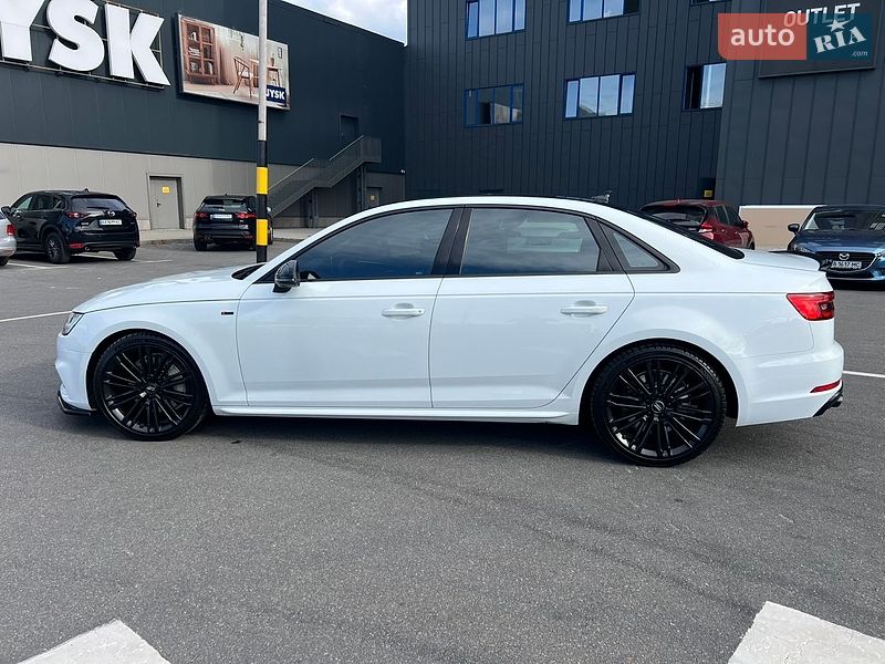 Седан Audi A4 2016 в Киеве