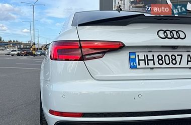 Седан Audi A4 2016 в Киеве