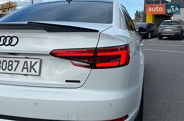Седан Audi A4 2016 в Киеве