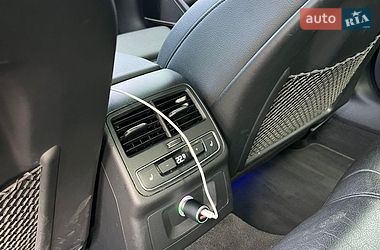 Седан Audi A4 2016 в Киеве