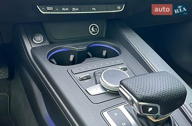 Седан Audi A4 2016 в Киеве
