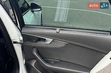 Седан Audi A4 2016 в Киеве