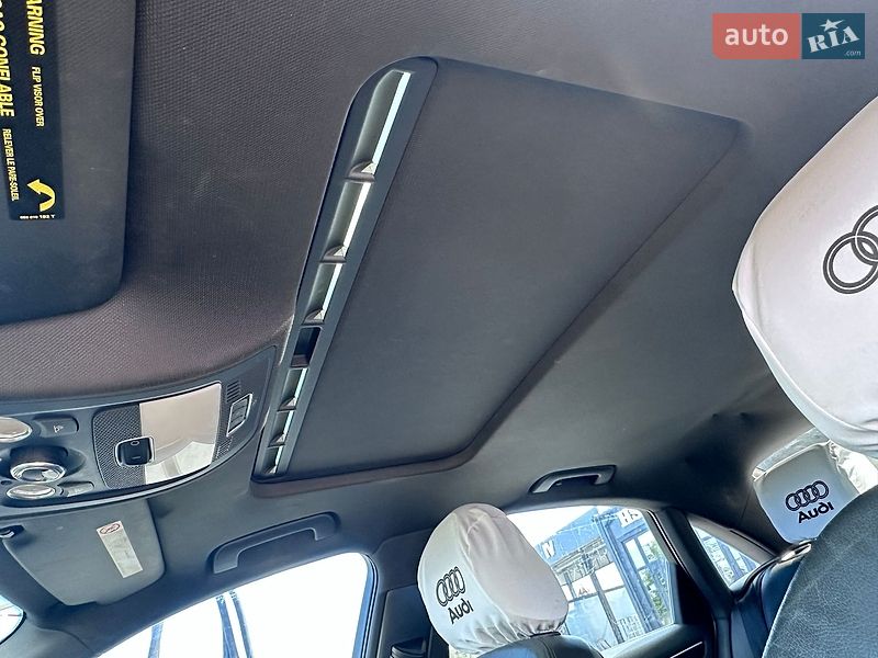Седан Audi A4 2010 в Золочеві