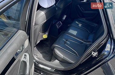 Седан Audi A4 2010 в Золочеві