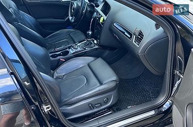 Седан Audi A4 2010 в Золочеві