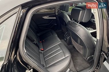 Седан Audi A4 2017 в Шумську