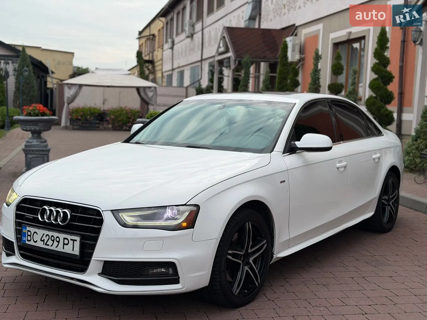 2013 Audi A4 - мініатюра 9