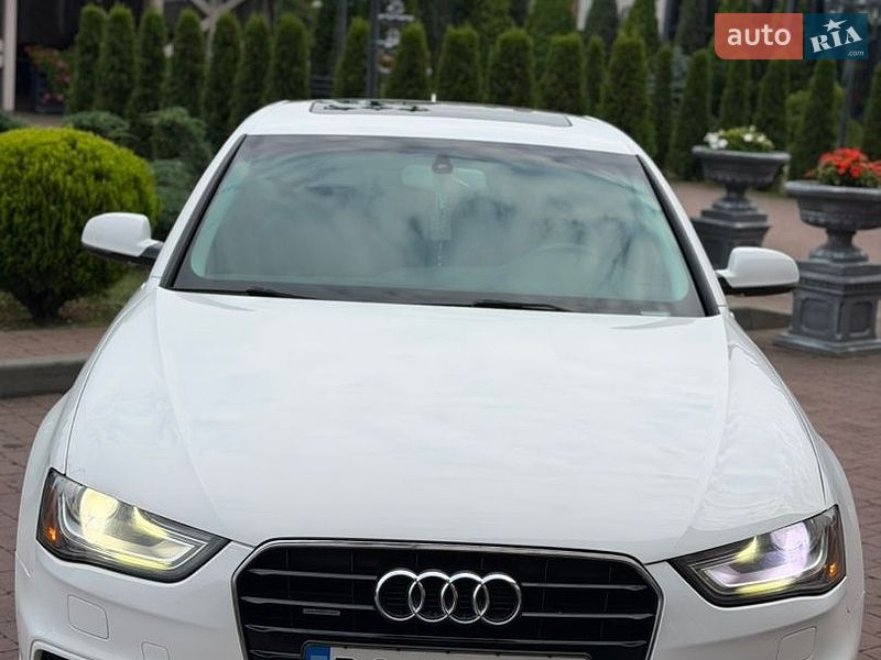 Седан Audi A4 2013 в Львові
