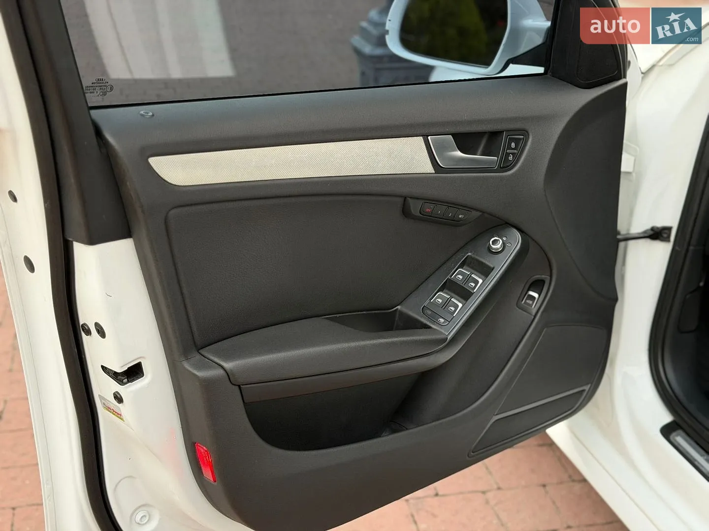 2013 Audi A4 - мініатюра 16