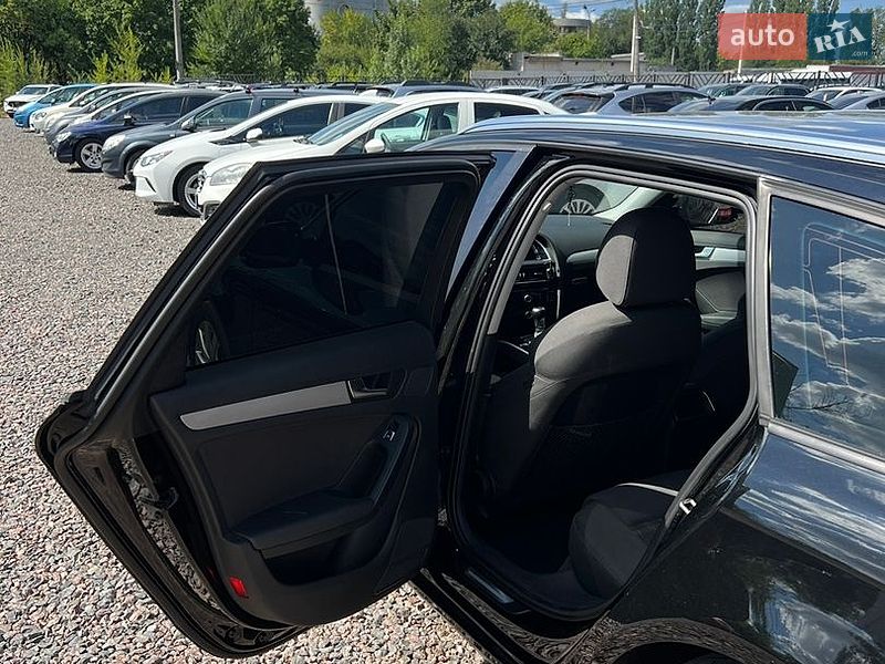 Універсал Audi A4 2012 в Черкасах