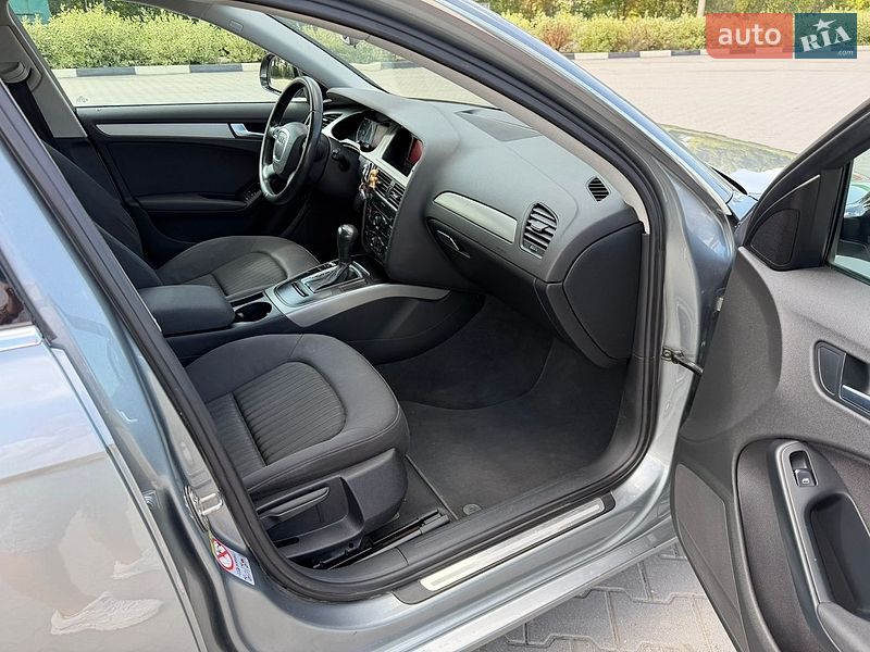 Седан Audi A4 2008 в Хмельницком