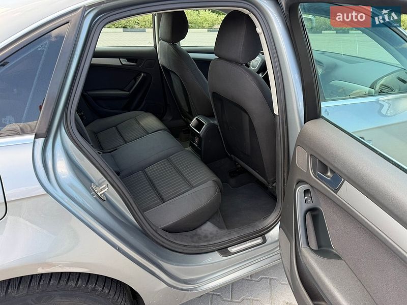 Седан Audi A4 2008 в Хмельницком