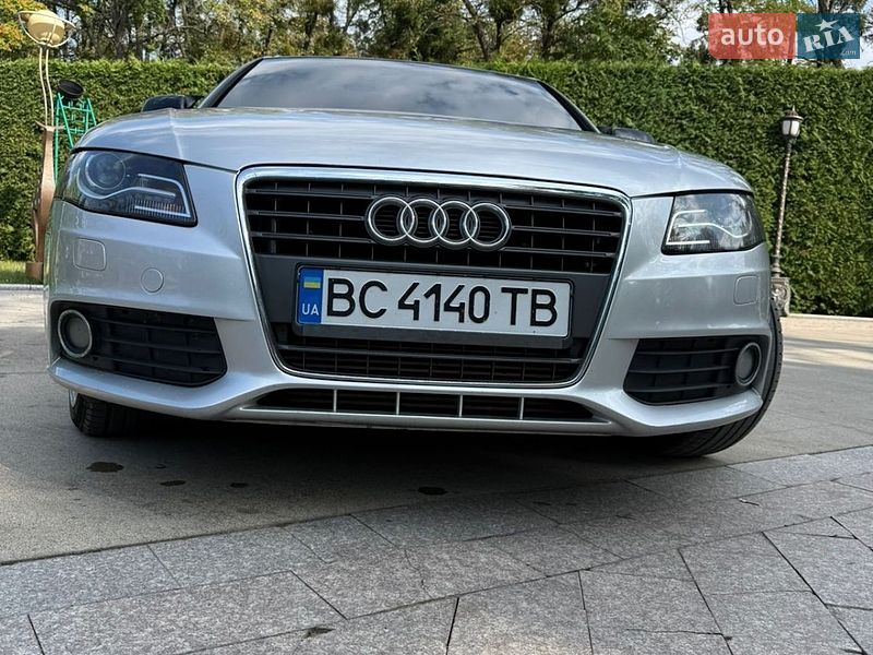 Універсал Audi A4 2010 в Жовкві