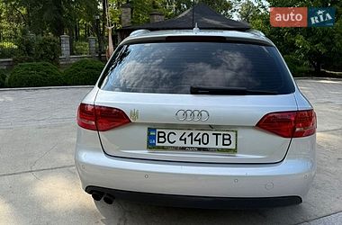 Універсал Audi A4 2010 в Жовкві