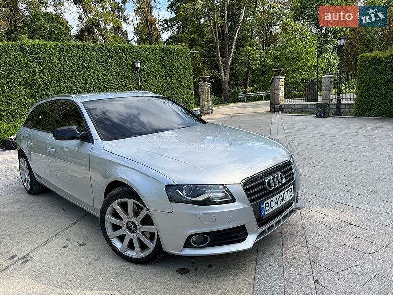 Універсал Audi A4 2010 в Жовкві