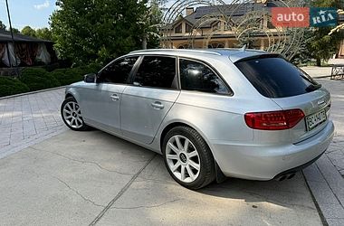 Універсал Audi A4 2010 в Жовкві