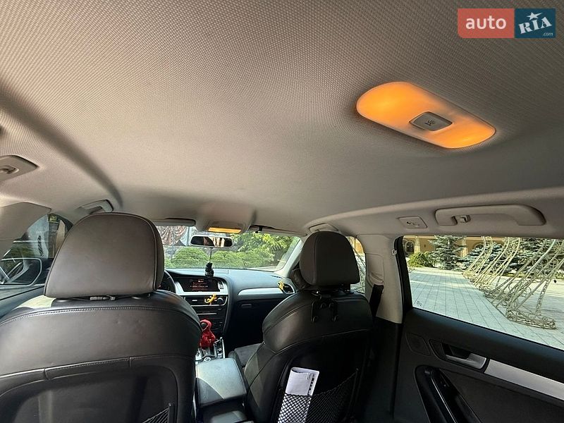 Універсал Audi A4 2010 в Жовкві