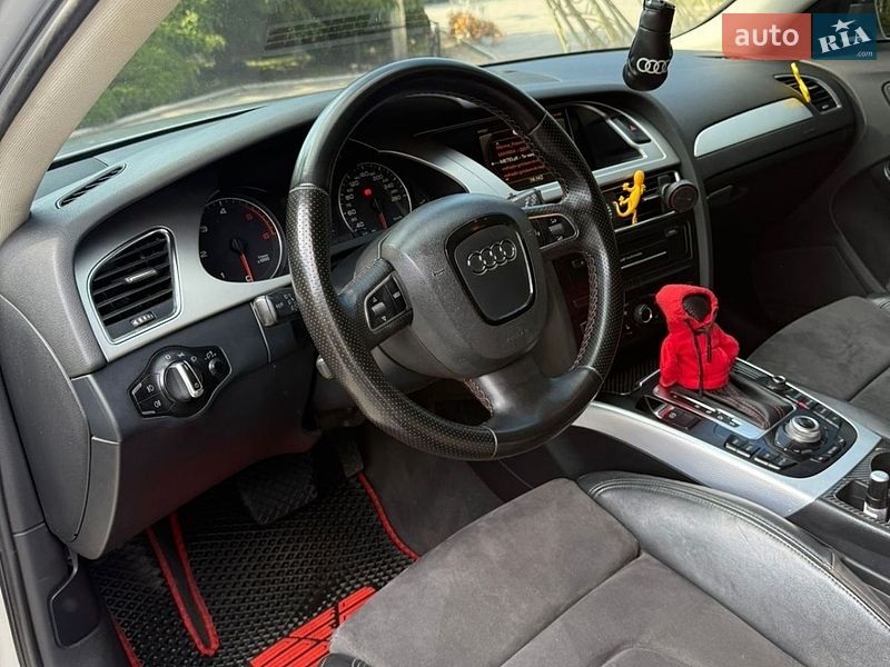 Універсал Audi A4 2010 в Жовкві