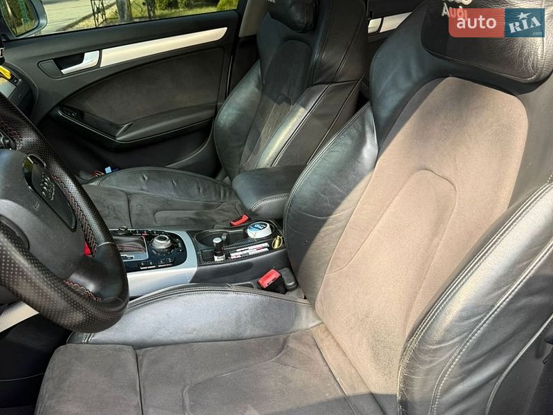 Універсал Audi A4 2010 в Жовкві