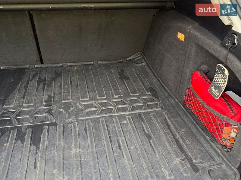 Універсал Audi A4 2010 в Жовкві