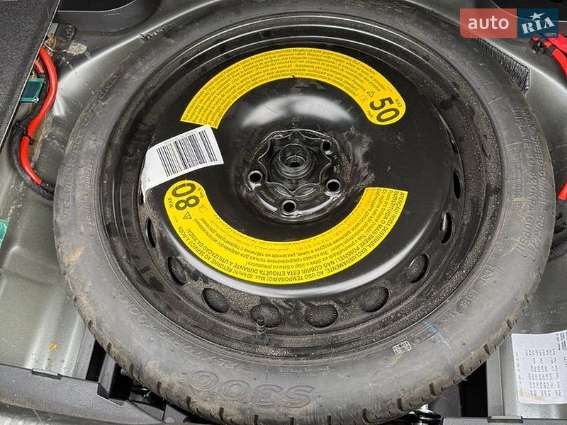 Седан Audi A4 2016 в Ровно