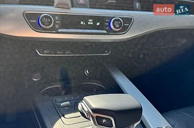 Седан Audi A4 2017 в Киеве