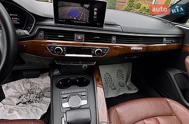 Седан Audi A4 2019 в Стрые